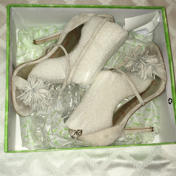 Suede Fringe Heels - Picture 4 of 7